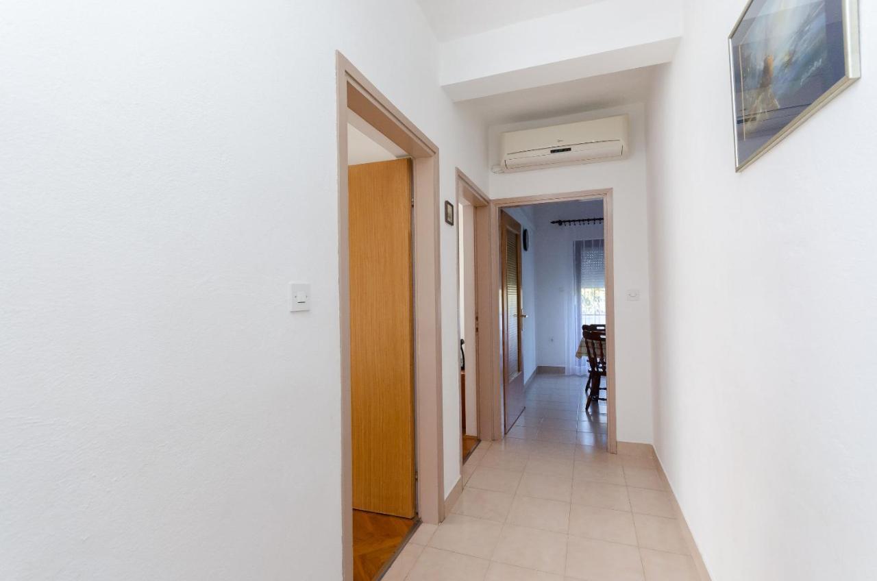 Apartments Ruza A Lopar Exterior photo