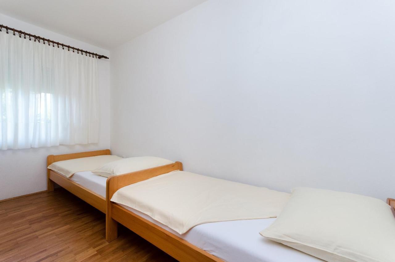 Apartments Ruza A Lopar Exterior photo